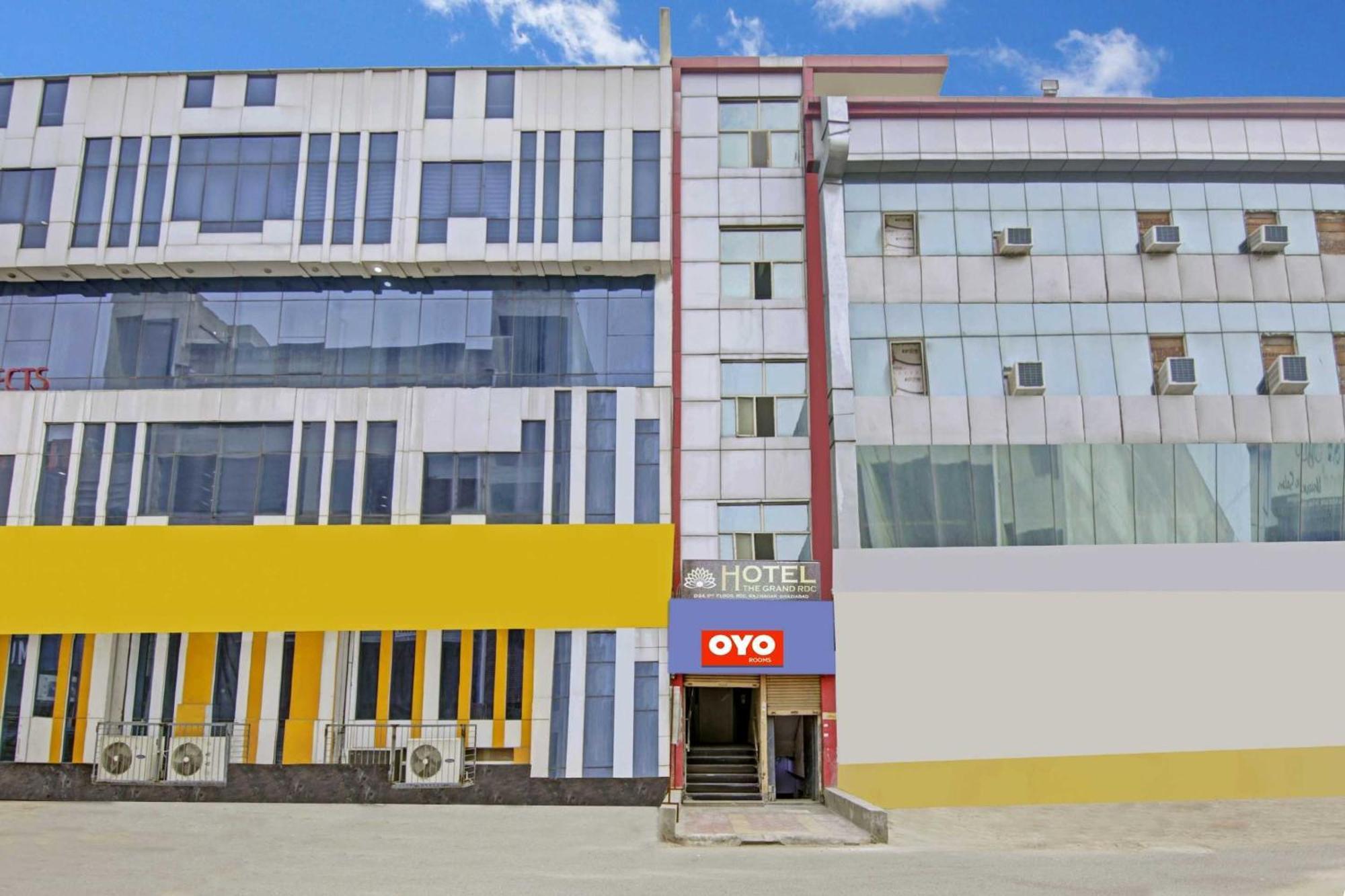 Oyo Flagship 80772 Hotel The Grand Rdc Ghaziabad Εξωτερικό φωτογραφία